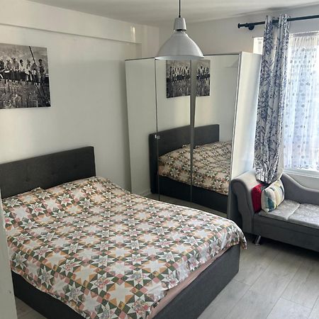 Cosy 2-Bedroom Flat In Finsbury Park, Modern, Convenient & Close To Central London! Exterior photo